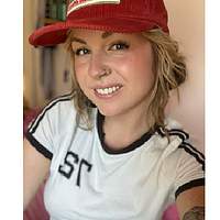 Chloë S.