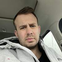 Andrew S. Andrew S.