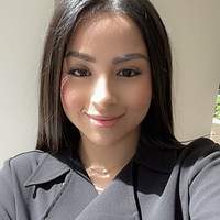 Gabriela S.