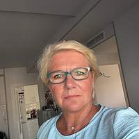 Sian P.