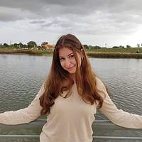 Maya R.