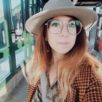 Angela R.