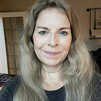 Kelly-lynne R.